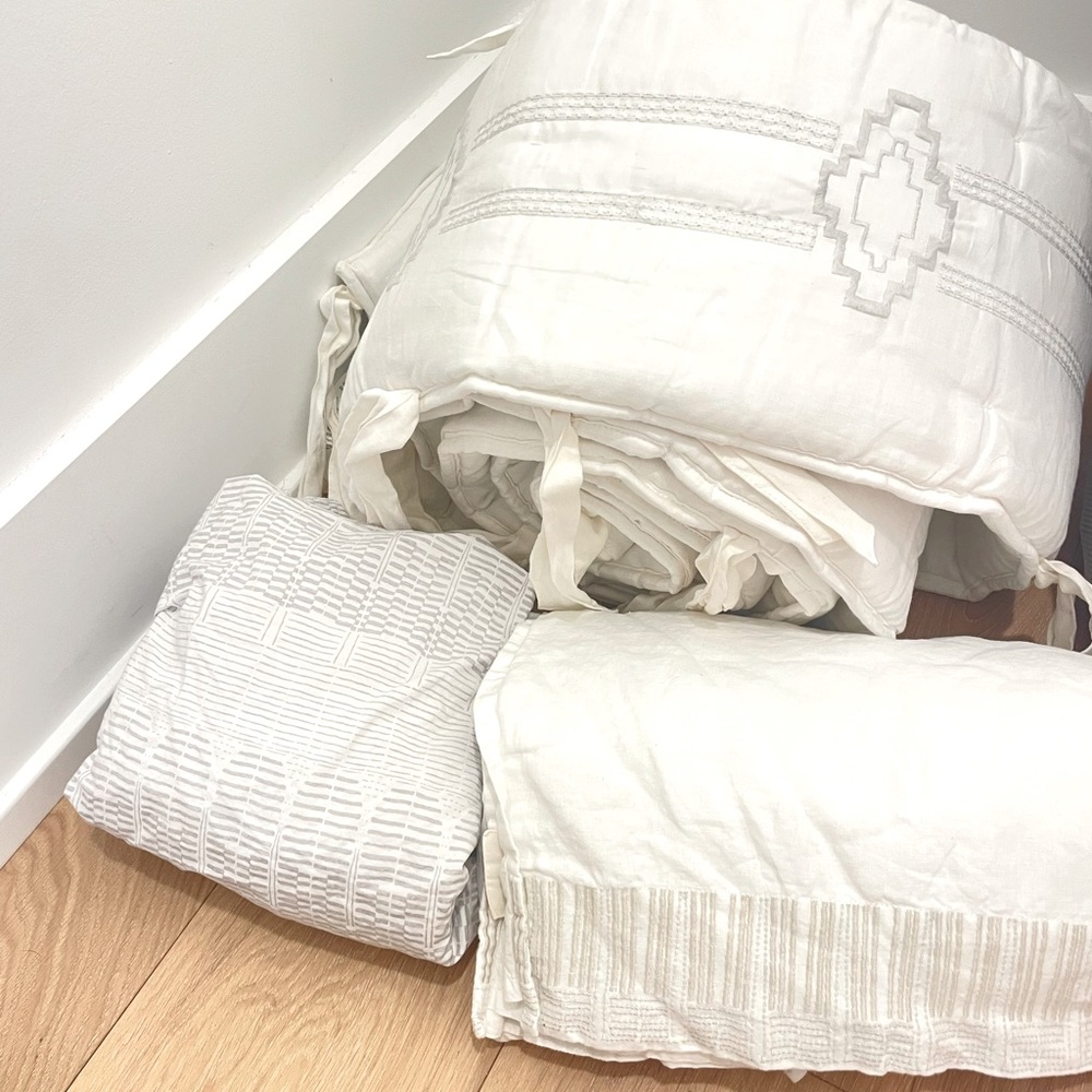 3 pieces pottery barn kids crib bedding set